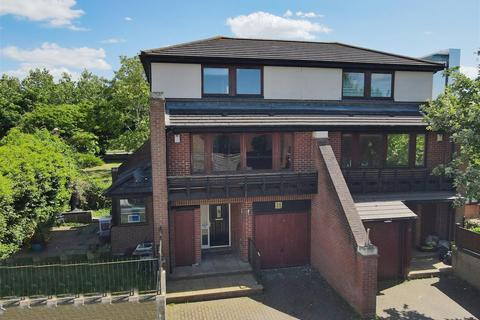 23 Adelphi Street, Campbell Park, Milton Keynes, MK9 4AE