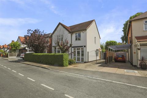 4 bedroom house for sale - Lawn Heads Avenue, Littleover, Derby
