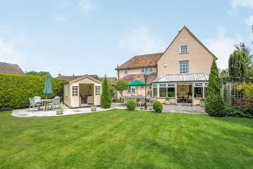 Station Road, Willington, Bedford... 5 bed detached house £900,000