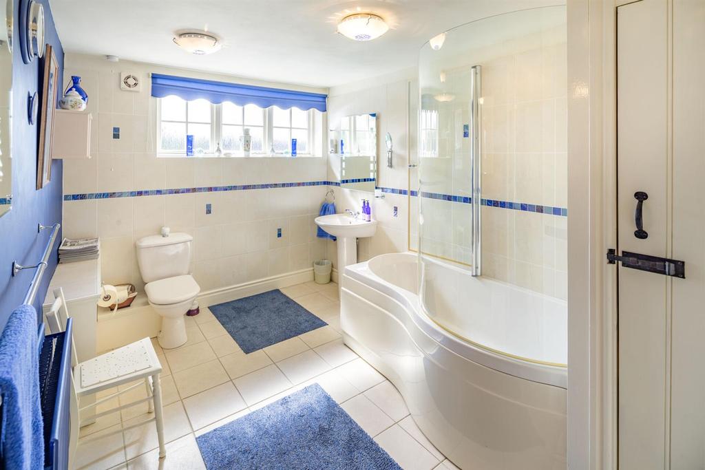 8506046 30 Station Road-interior22.jpg