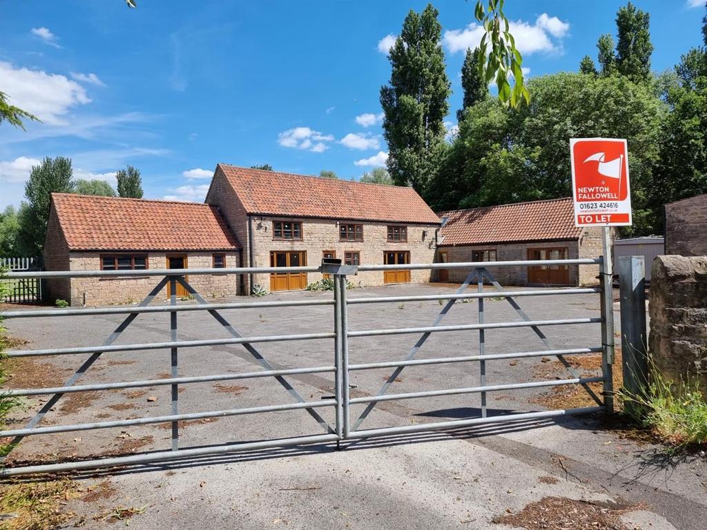 Manor Barns Main Photo.jpg