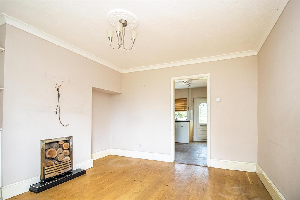 The Green, Ruddington, Nottingham 1 bed terraced house £725 pcm (£167 pw)