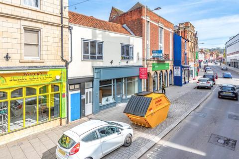 Shop to rent - Silver Street, Lincoln, LN2