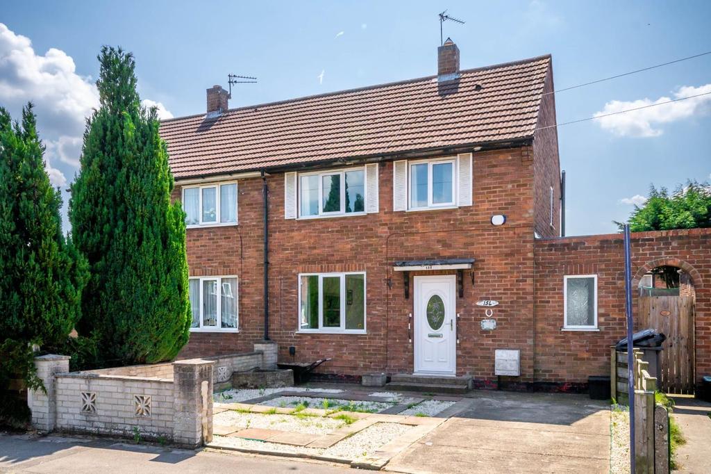Chapelfields Road, York 2 bed semidetached house for sale £