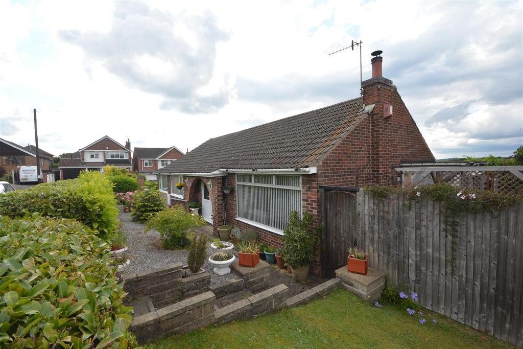 Elmsham Avenue, Rise Park, Nottingham 3 bed detached bungalow £250,000
