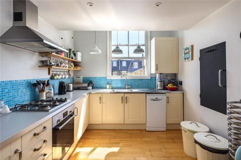 85 Oriel Road, London, E9 5SG