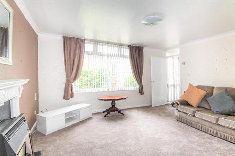 13 Dulverton Close, Bransholme, Hull, HU7 4EH