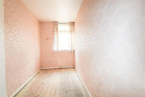 13 Dulverton Close, Bransholme, Hull, HU7 4EH