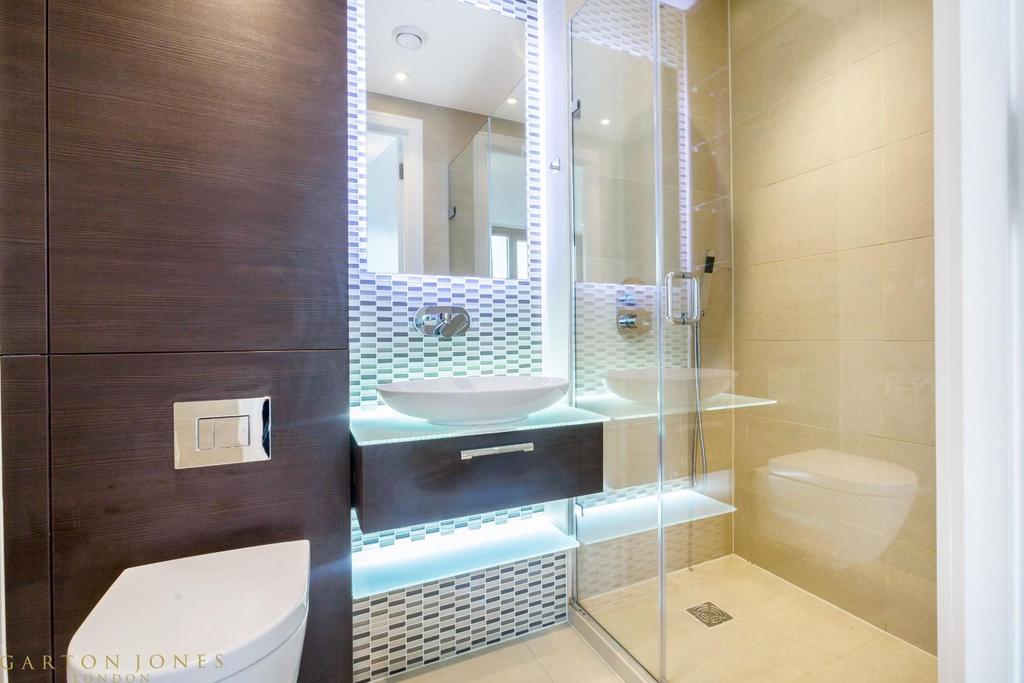 Shower room (2).jpg
