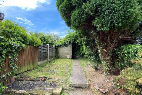 224 Buxton Road, Furness Vale, High Peak, SK23 7PX