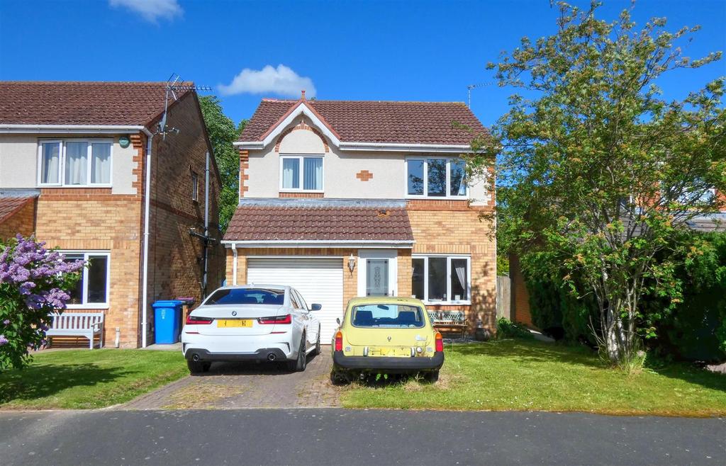 Norham Drive, Morpeth 3 bed detached house for sale £295,000