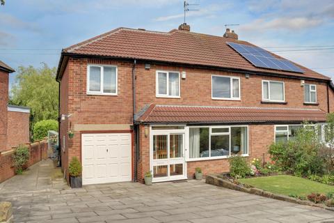 16 Brownberrie Crescent, Horsforth, Leeds, LS18 5PT