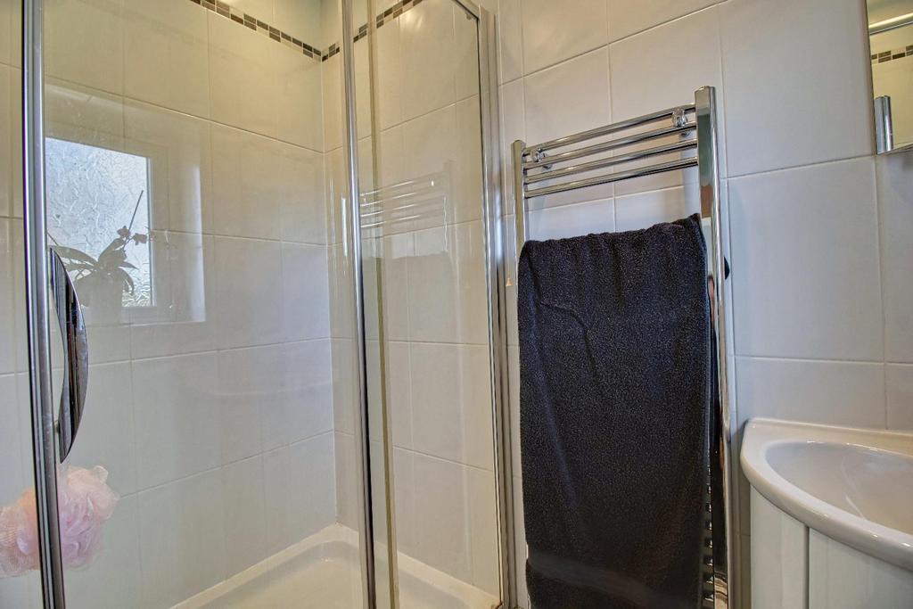 En suite shower room