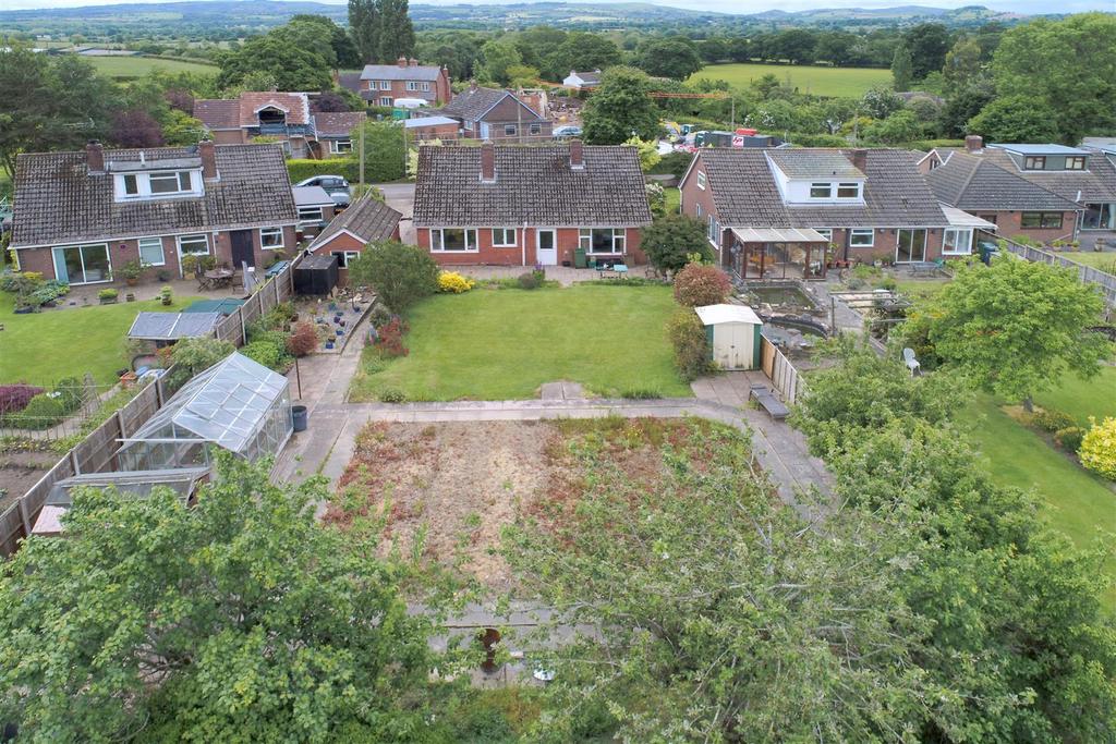 Stapleton Common, Longden, Shrewsbury 4 bed detached bungalow for sale