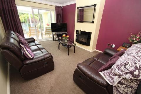 9 Thorn Close, Shipley, BD18 1NH