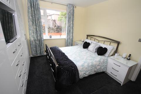 9 Thorn Close, Shipley, BD18 1NH