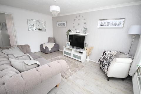 5 Longroyd, Thackley, Bradford, BD10 8WD