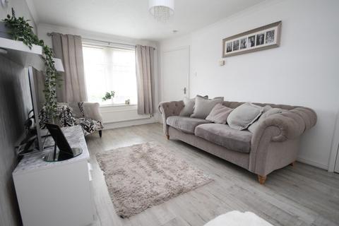 5 Longroyd, Thackley, Bradford, BD10 8WD