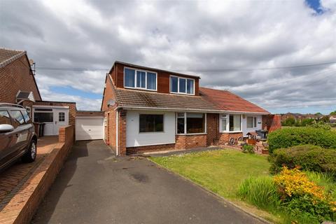 4 bedroom semi-detached house for sale - Rayleigh Drive, Wideopen, Newcastle Upon Tyne