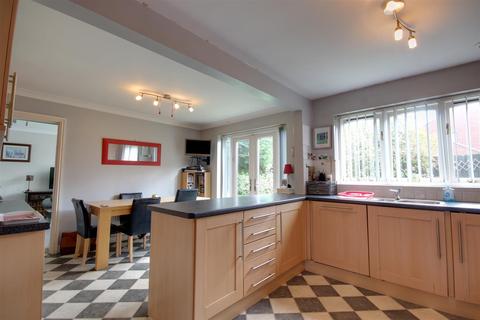 25 Bridge Road, South Cave, Brough, HU15 2JE