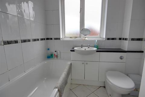 25 Bridge Road, South Cave, Brough, HU15 2JE