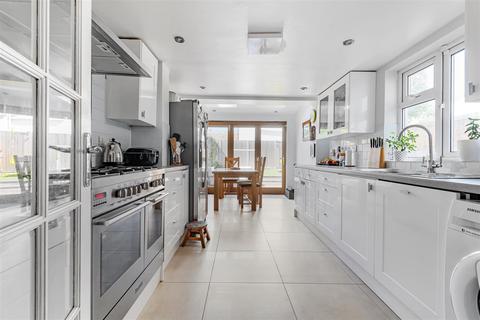 4 Browns Road, Surbiton, KT5 8SP