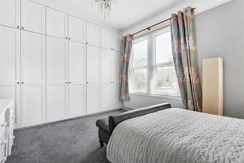4 Browns Road, Surbiton, KT5 8SP