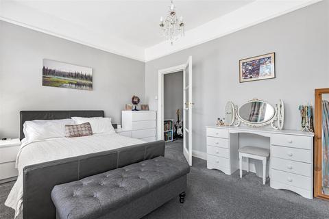 4 Browns Road, Surbiton, KT5 8SP