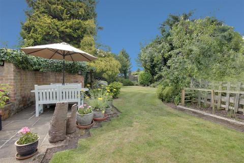 8 Eppleworth Road, Cottingham, HU16 5YE