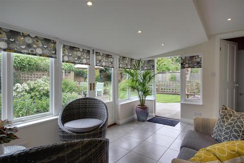 8 Eppleworth Road, Cottingham, HU16 5YE