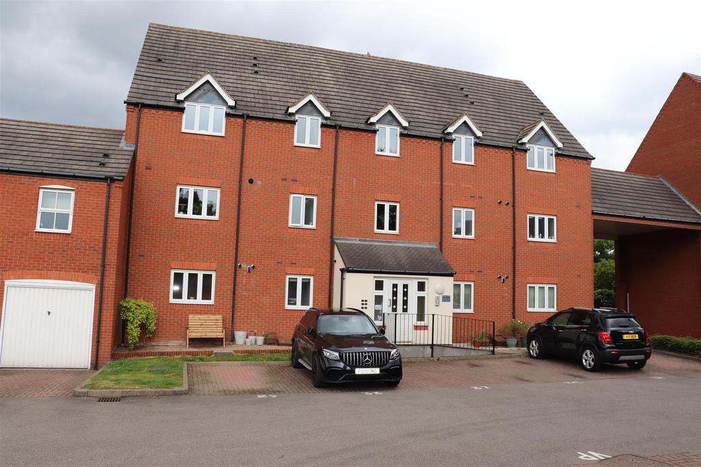 The Briars, Aldridge 2 bed apartment £159,950