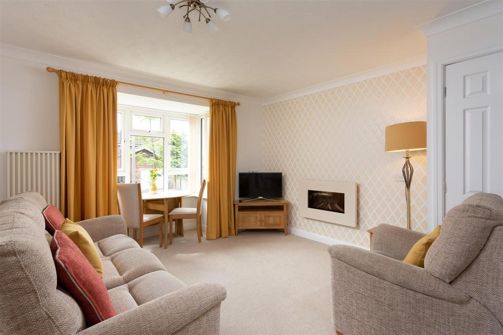 Wyre Mews, The Village, Haxby, York 2 bed retirement property £175,000