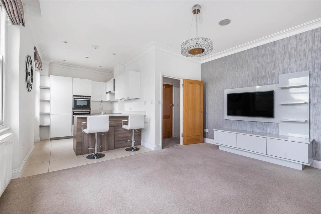 JA-Flat 7  Downe House-1.jpg