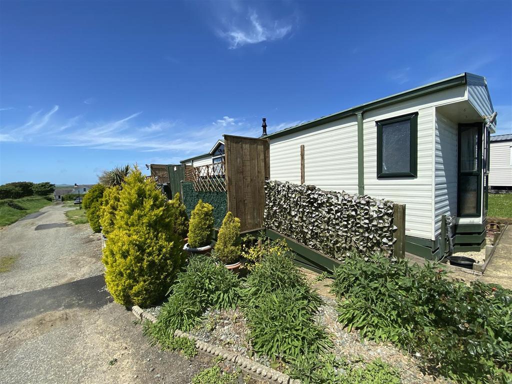 Park Hall Site, Pen Y Cwm, Haverfordwest 2 bed mobile home £49,950