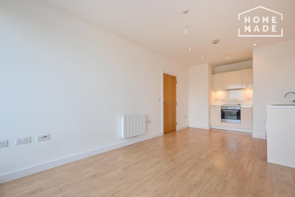 Vida House, Surrey Quays, SE8 1 bed flat £1,725 pcm (£398 pw)