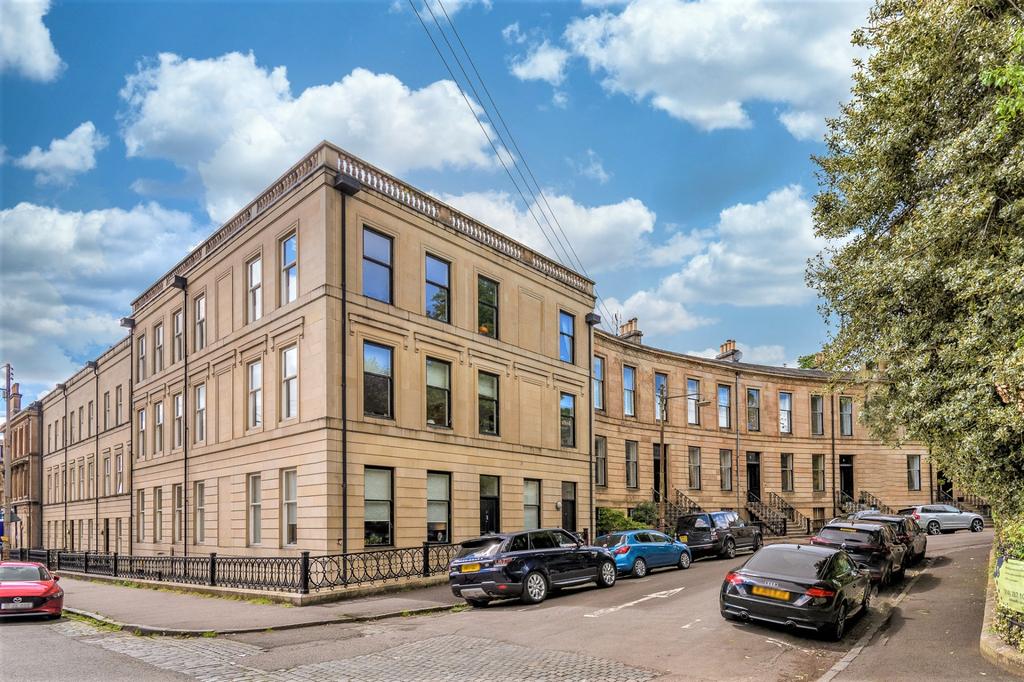 Belmont Crescent, Flat 1/2, Hillhead... 3 bed flat £279,000