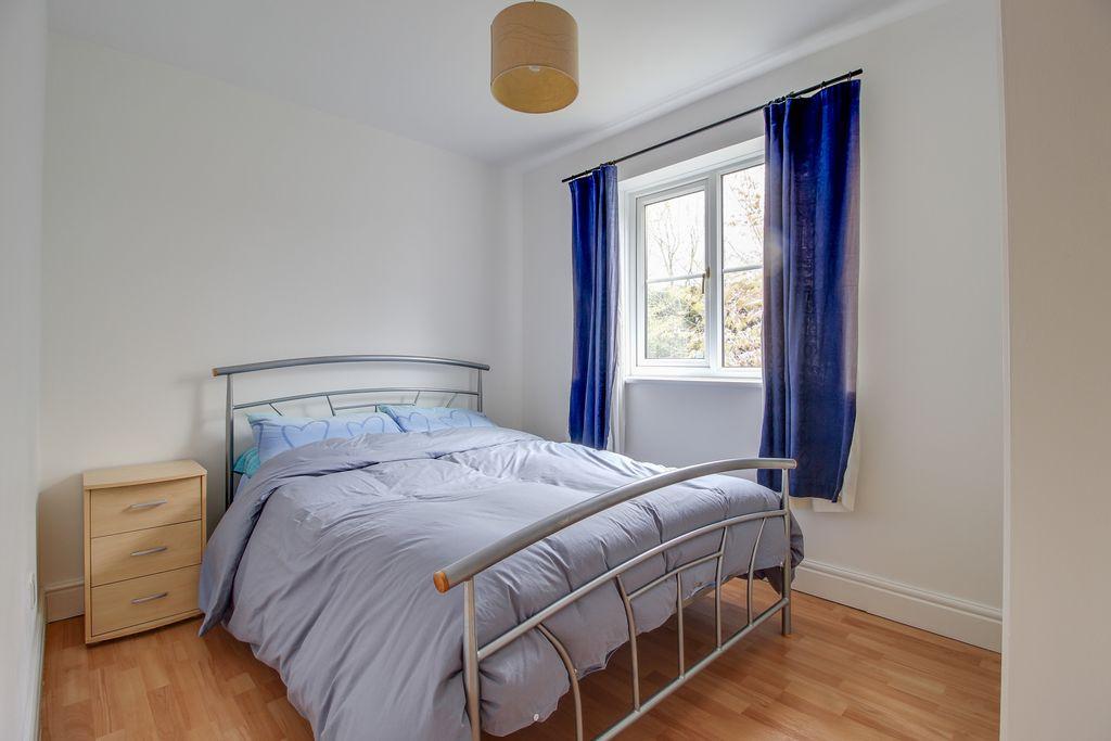 Bedroom 1 (Double)