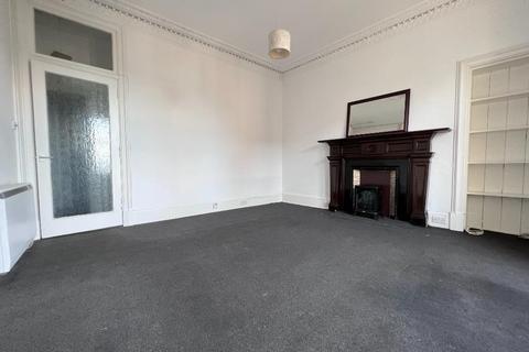 2 bedroom flat to rent, Perth Road (SGL), West End, Dundee, DD1