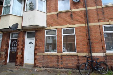 1 bedroom in a house share to rent - Monarch Road, Northampton
