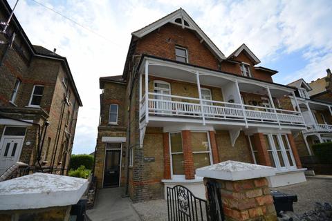 Flat 6, 20 - 21 Roxburgh Road, Westgate-on-sea, CT8 8RX