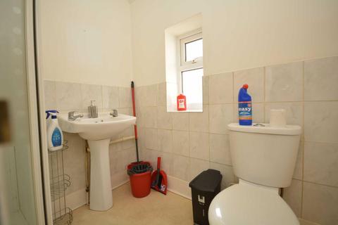 Flat 6, 20 - 21 Roxburgh Road, Westgate-on-sea, CT8 8RX