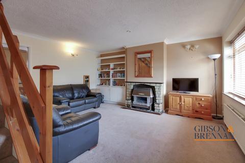 66 Rose Valley Crescent, Stanford-le-hope, SS17 8EF