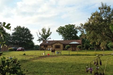 Cairngorm Blind Lane, Billericay, CM12 9SN