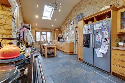 Cairngorm Blind Lane, Billericay, CM12 9SN