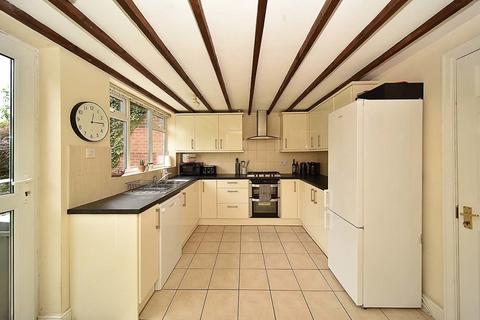 4 bedroom semi-detached house to rent, Sugar Pit Lane, Knutsford
