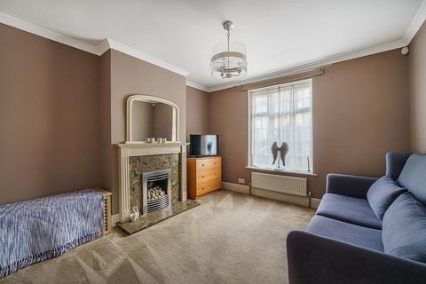 21 Eden Road, Beckenham, BR3 4AS