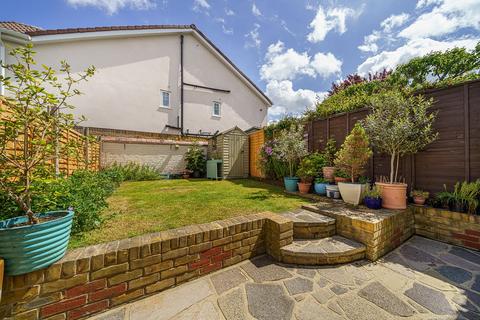 21 Eden Road, Beckenham, BR3 4AS