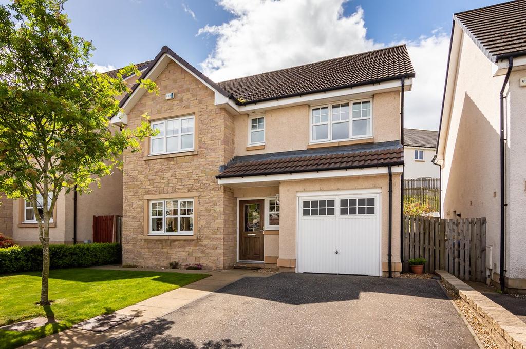 Milne Drive, Redding, Falkirk, FK2 4 bed detached house £320,000
