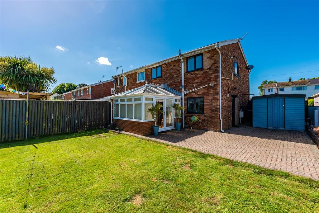 Browns Drive, Southgate, Swansea 3 bed semidetached house £375,000