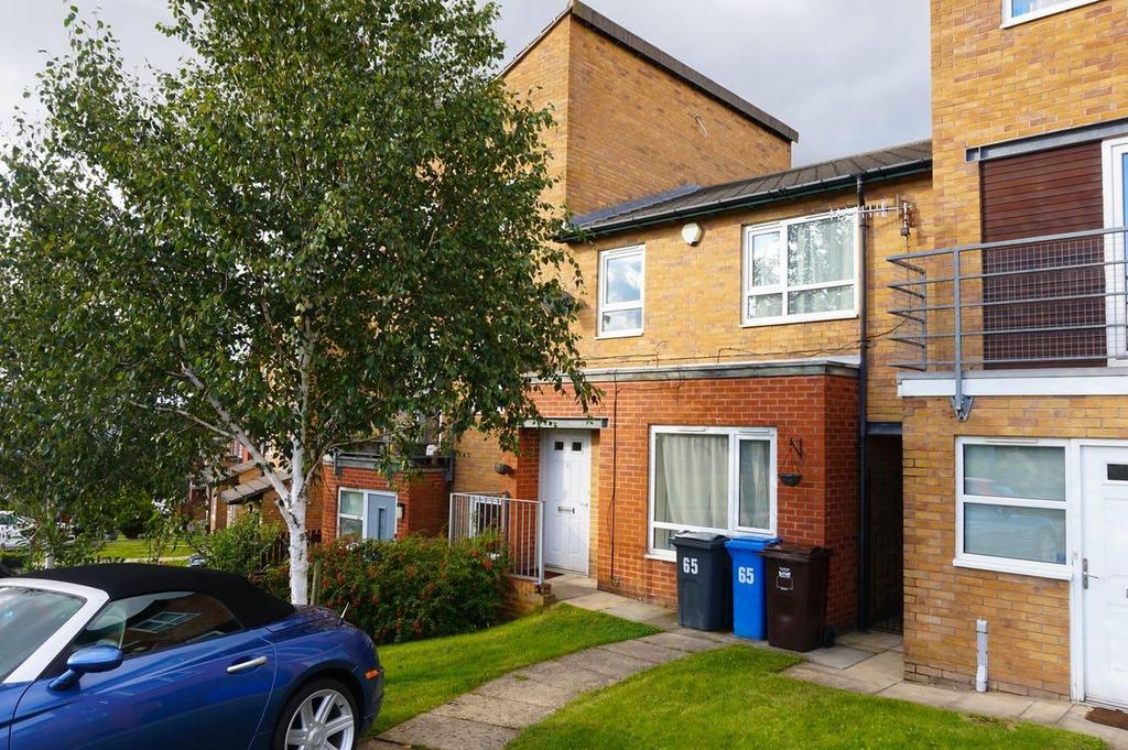 Park Grange Rise, Sheffield 3 bed house £750 pcm (£173 pw)